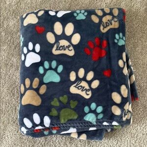 Paw print throw blanket